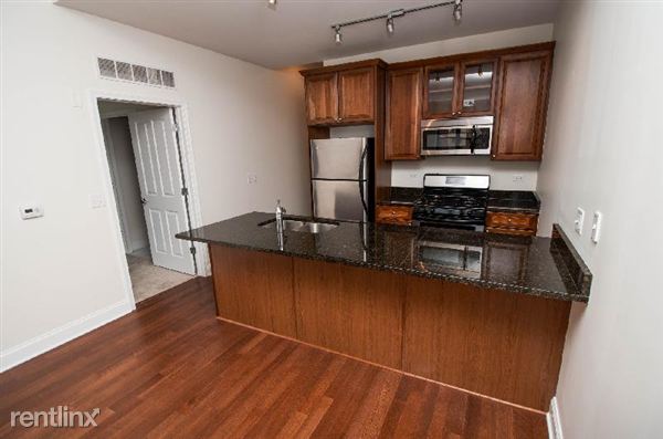 Building Photo - 1926 S Wabash Ave