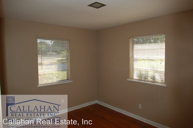Foto del edificio - 2 br, 1 bath House - 616 West M Ave