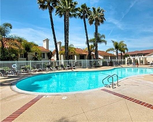 Foto del edificio - 24292 Carlton Ct