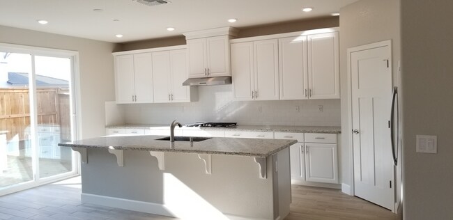 Foto del edificio - 1561 Osborn Dr