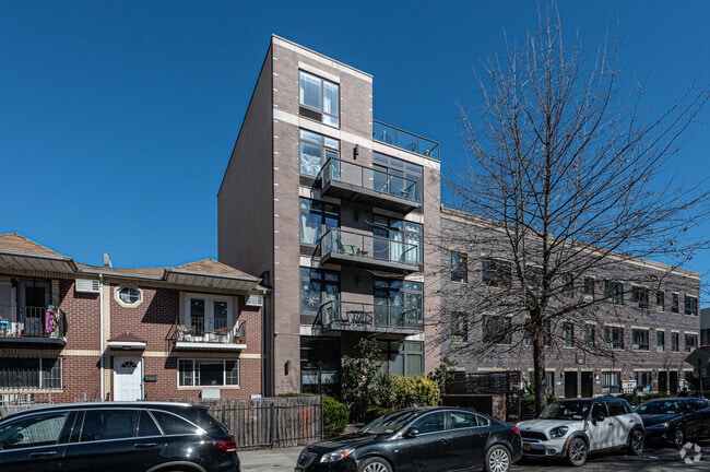 Building Photo - 727 Prospect Pl