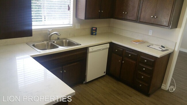 Building Photo - 3 br, 3 bath House - 17312 WILD ROSE LN