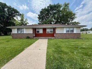 Building Photo - 413 N Murphy Rd