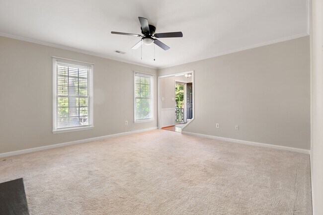 Foto del edificio - Single Family Home in Brier Creek! Available Now