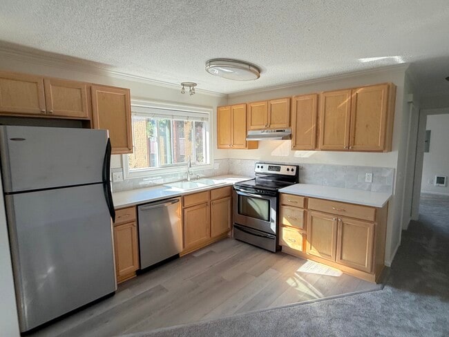 Updated Kitchen - 2135 NE Weidler St