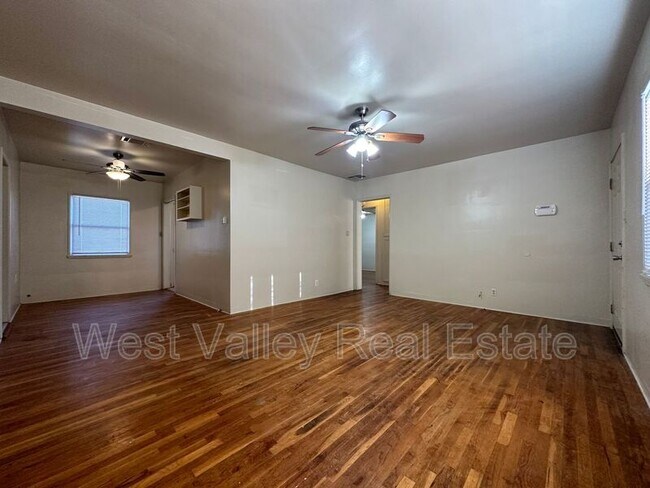 Foto del edificio - 116 Franklin Ave