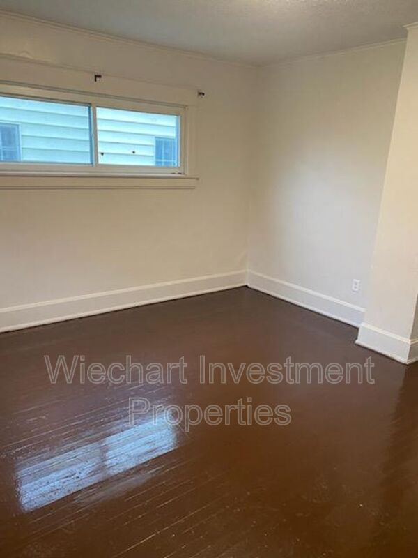 Foto del edificio - 714 N Metcalf St