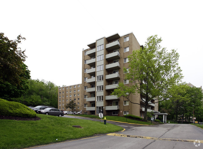 Apartments Near Forest Hill