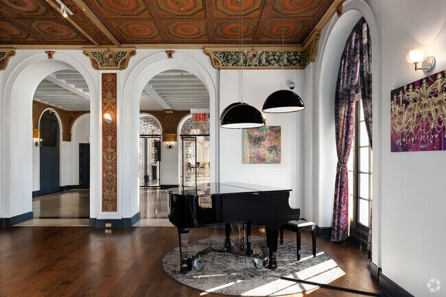 Gran salón de baile - Coronado Place and Towers