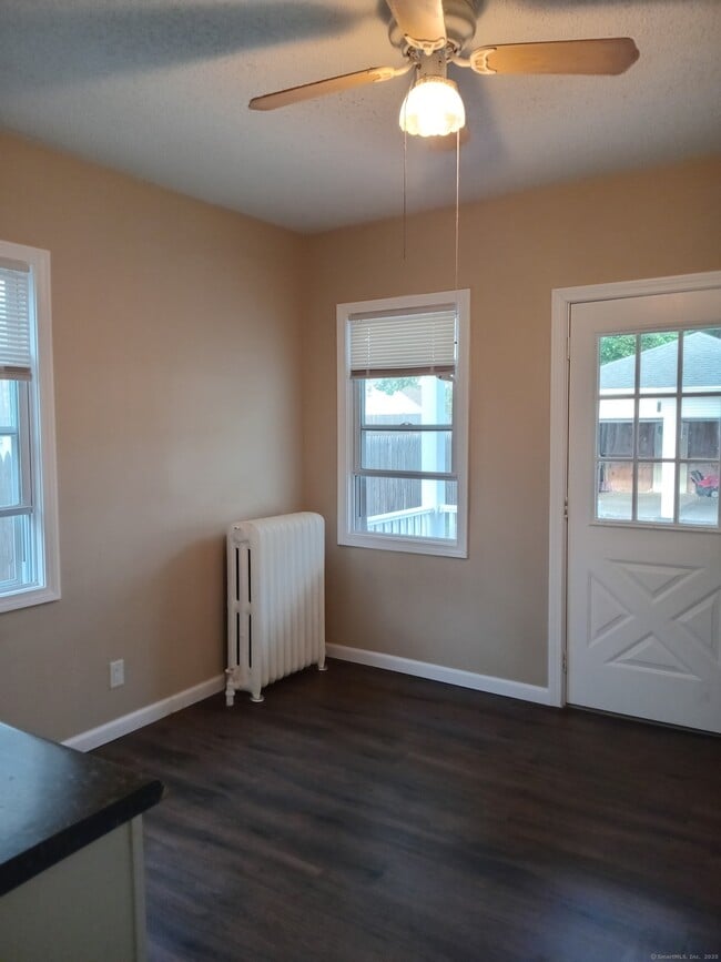 Building Photo - 44 Ardmore Rd