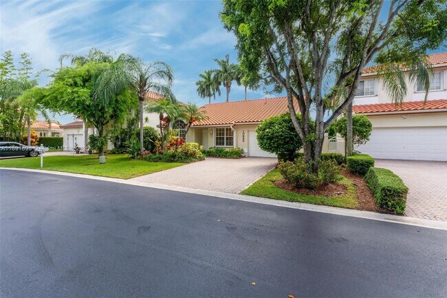 Foto del edificio - 10635 NW 54th St