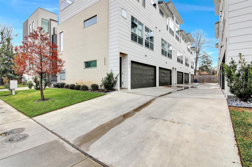 5805 Lindell Ave, Dallas, TX 75206 Townhome Rentals in Dallas TX