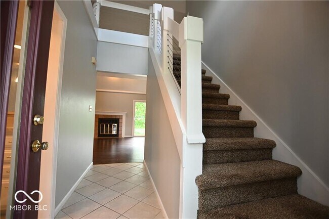 Building Photo - 6536 Apollo Way