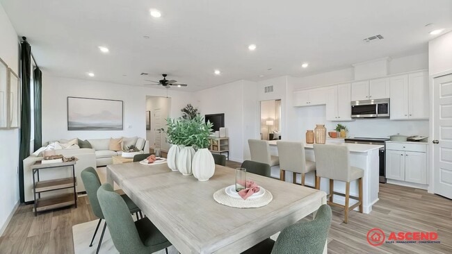 Foto del edificio - Brand New 5 Bedroom Home in Gossamer Grove!