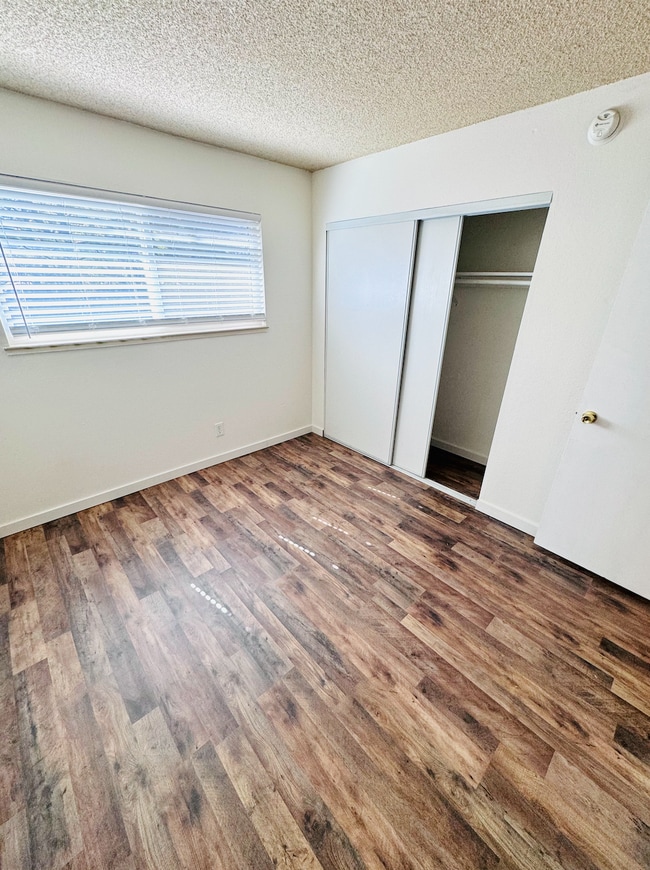 Building Photo - 5169