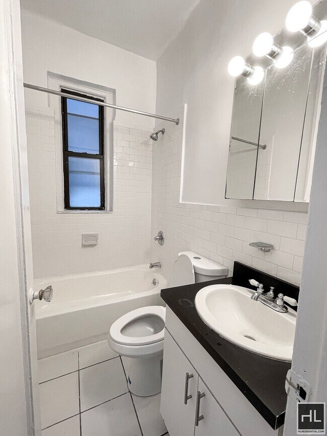 Foto del edificio - EAST 87 STREET