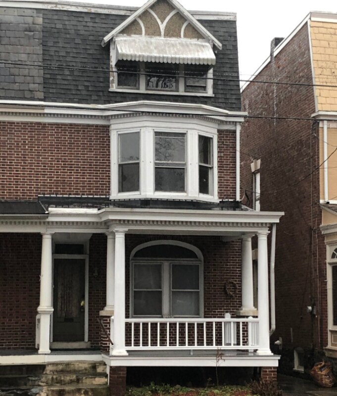427 S West End Ave Unit 1, Lancaster, PA 17603 Room for Rent in