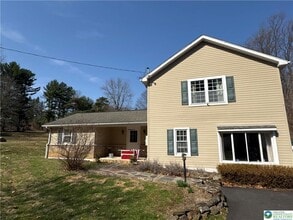 Building Photo - 3676 Lower Saucon Rd