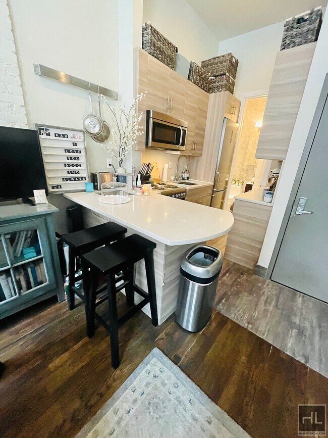 Foto del edificio - WEST 22ND STREET,