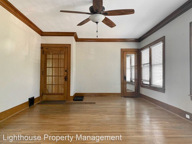 Foto del edificio - 732-732 Lockwood St NE
