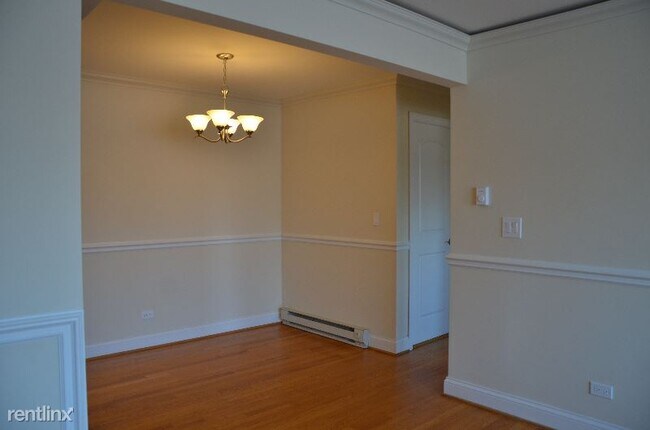 Foto del edificio - 5031 N East River Rd