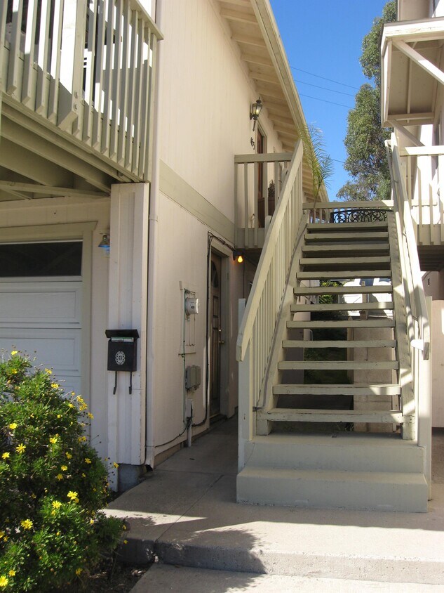 Primary Photo - 453 Stimson Ave