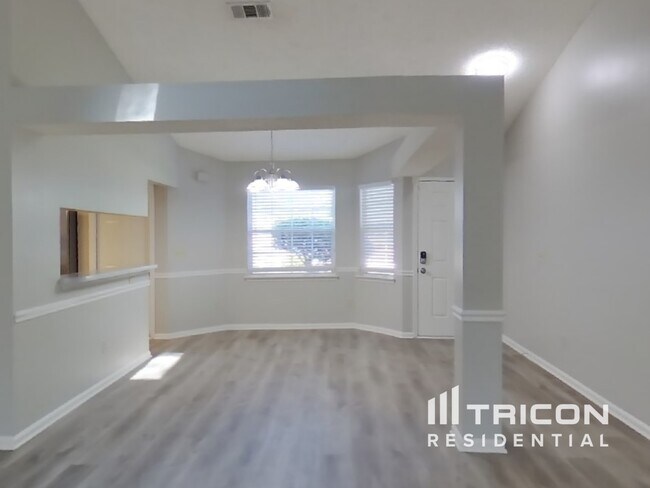 Building Photo - 3373 Millcrest Place Jacksonville FL