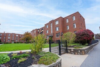 Building Photo - 20 N Ashland St