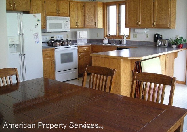 Foto del edificio - 3722 Everett Dr