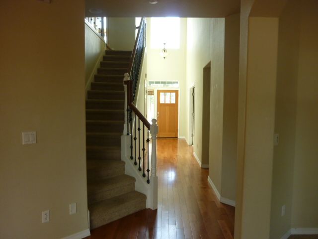 Building Photo - 60951 Snowberry Pl