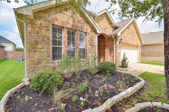 Building Photo - 17911 Serene Shore Dr
