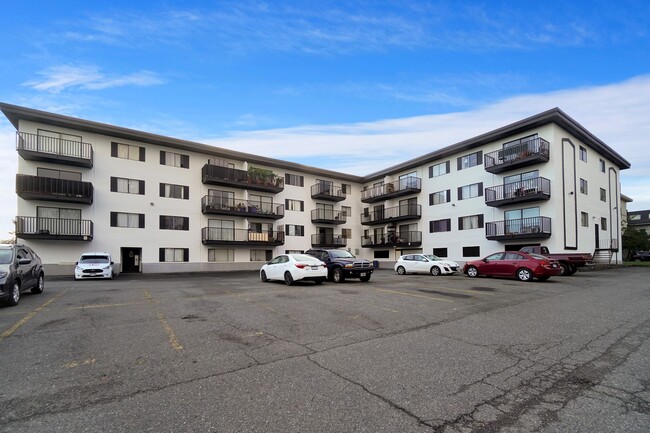 Building Photo - Blue Cedar Apartments