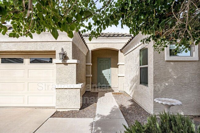 Building Photo - 2092 E Jade Dr
