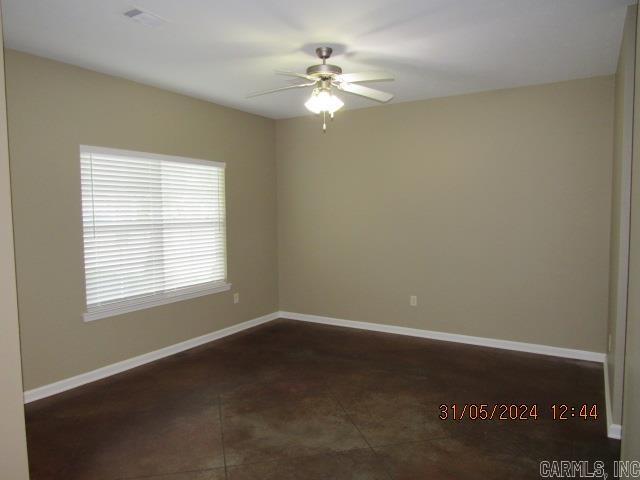 Building Photo - 1410 Robins St