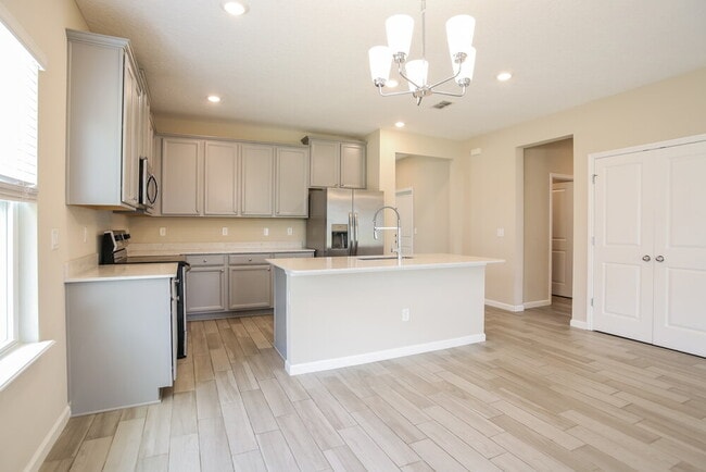 Building Photo - 11381 Oyster Creek Rd