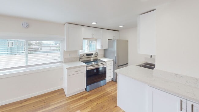 Foto del edificio - 1478 Seacoast Dr