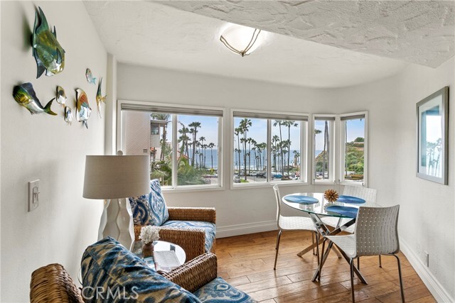 Building Photo - 511 Avenida Del Mar