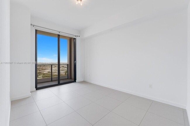 Foto del edificio - 5350 NW 84th Ave