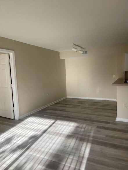 Foto del edificio - 171 SW Palm Dr