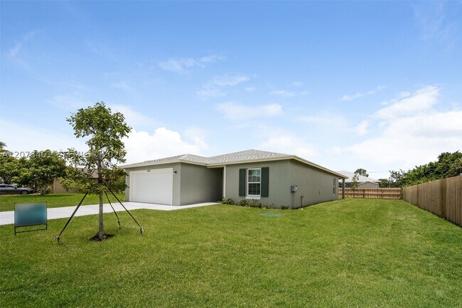Foto del edificio - 643 SW Sail Terrace