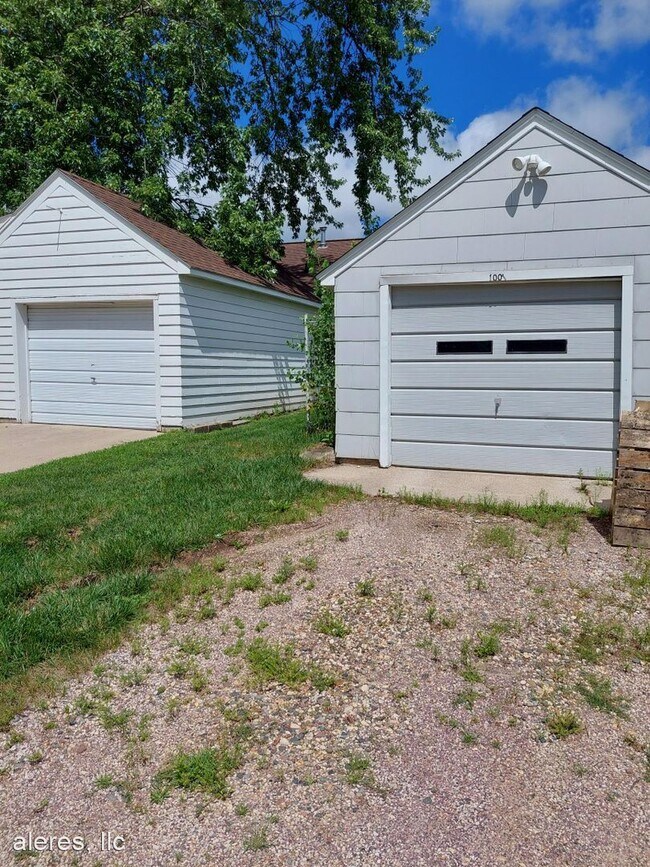 Foto del edificio - 2 br, 2 bath House - 1001 9th Avenue SW