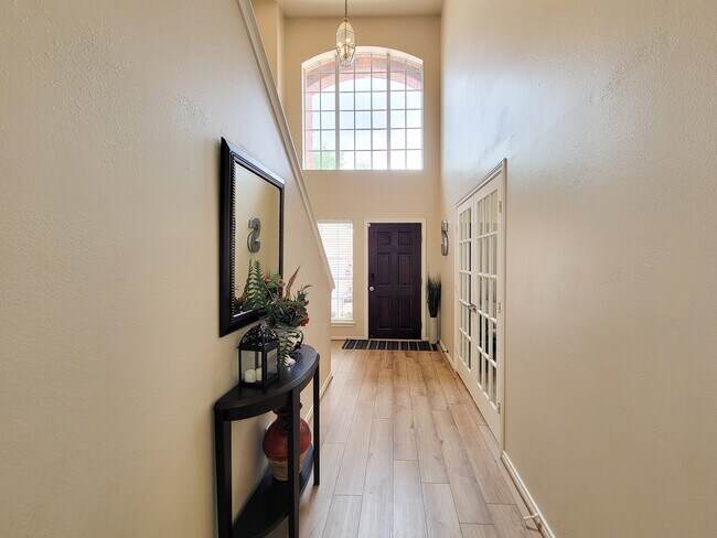 Foto del edificio - 17615 Forest Haven Trail