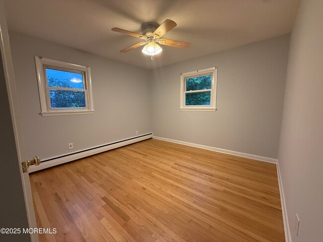 Building Photo - 138 Ampere Ave
