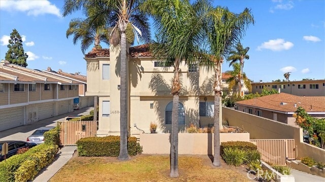 Building Photo - 14534 Yukon Ave