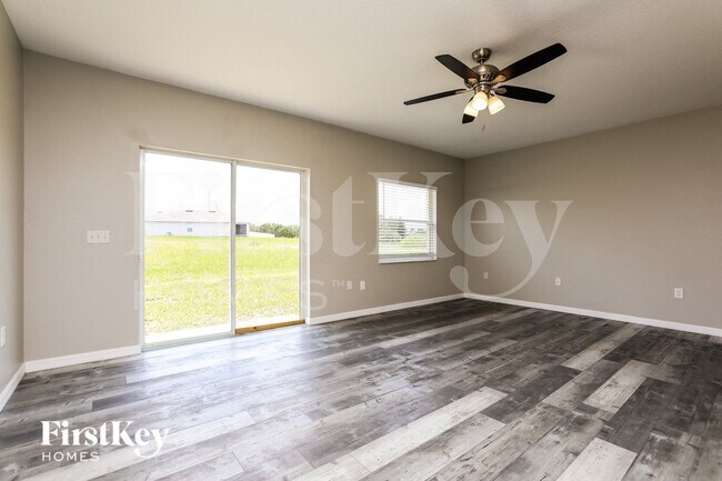 Foto del edificio - 939 Cumberland Dr