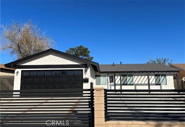 Primary Photo - 3623 W Ave K 10