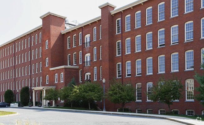 Building Photo - Dennison Bishop