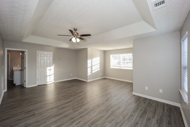 Building Photo - 6846 Lakefield Forrest Dr