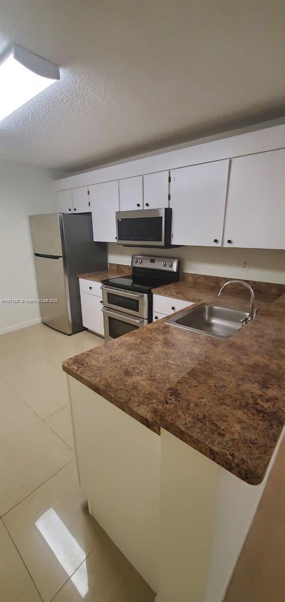 Foto del edificio - 10125 W Sunrise Blvd