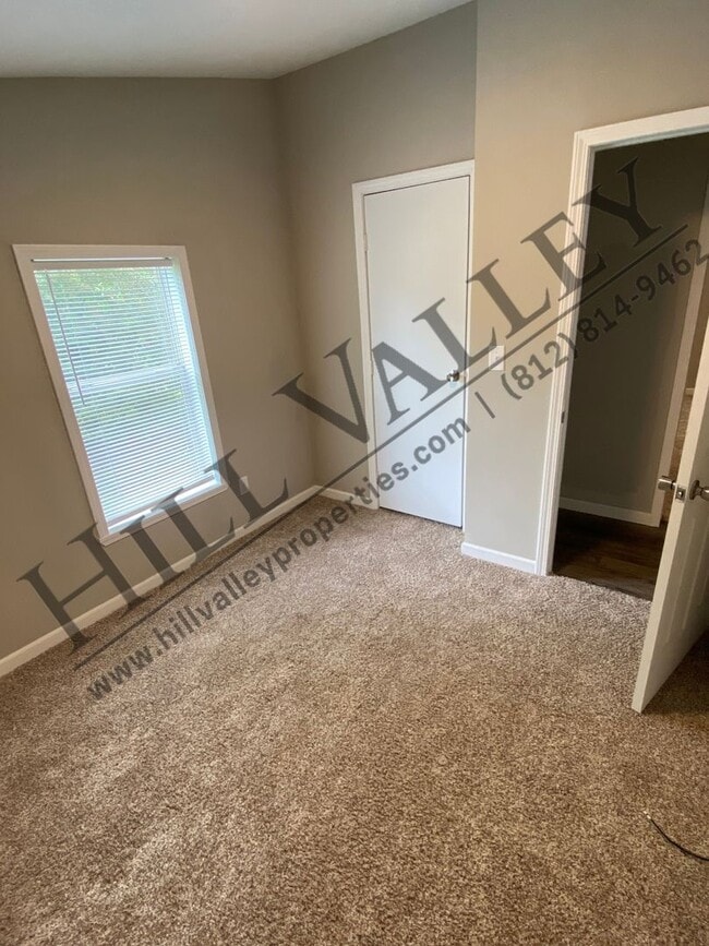 Building Photo - 3 Bedroom Home